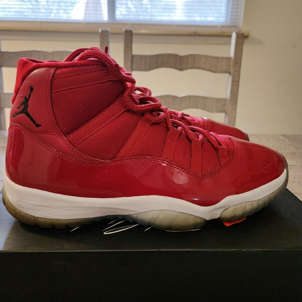 Air Jordan 11 Retro